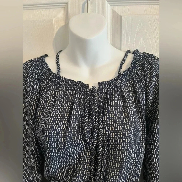 Anthropology Everly Romper‎ long sleeve size S blue/cream color - Picture 4 of 9